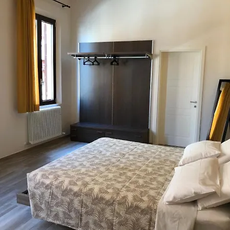 Triquetra 3* פררה